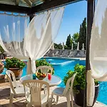 Palace - Adults Only 4*