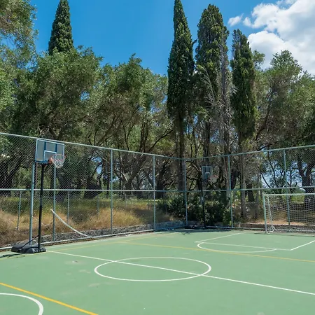 מלון Palace - Adults Only פאלאוקסטריצה