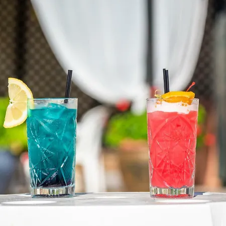 Palace - Adults Only מלון