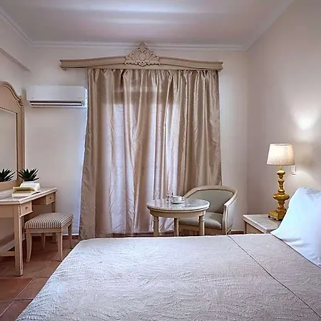 ホテル Palace - Adults Only 4*