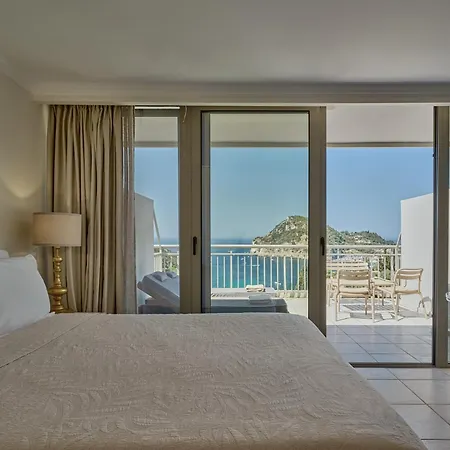 מלון Palace - Adults Only 4*