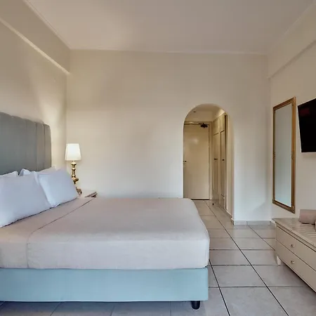 Palace - Adults Only 4*