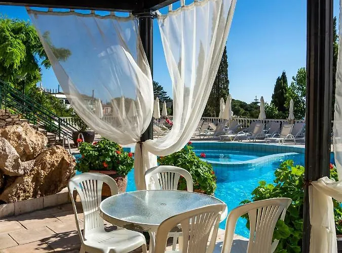 Palace - Adults Only Paleokastrítsa