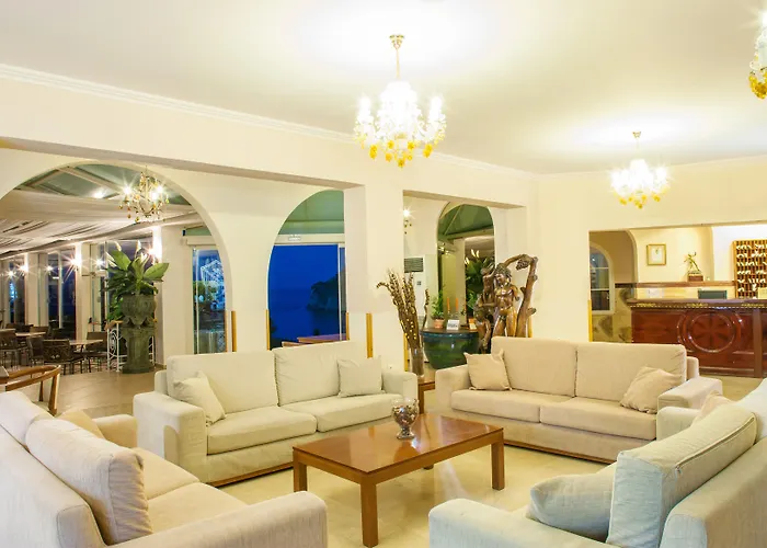 ホテル Palace - Adults Only パレオカストリッツア