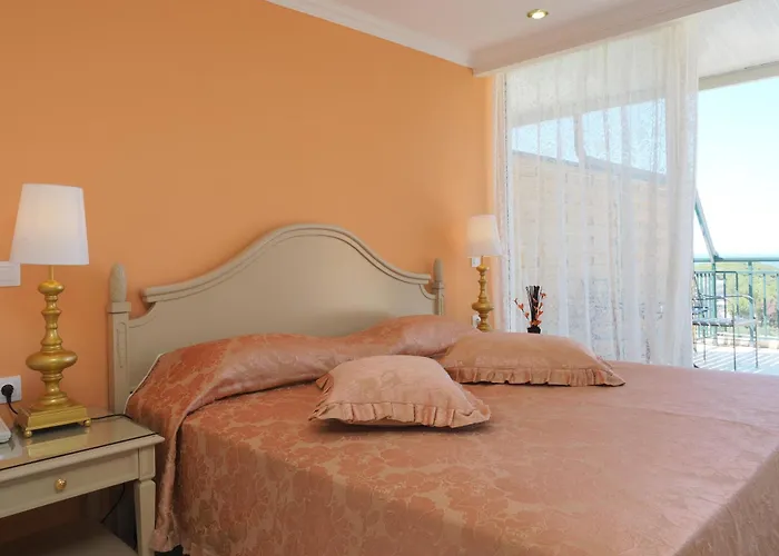 Palace - Adults Only